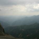 Widok z Moro Rock. Pogoda niestety nie dopisała.